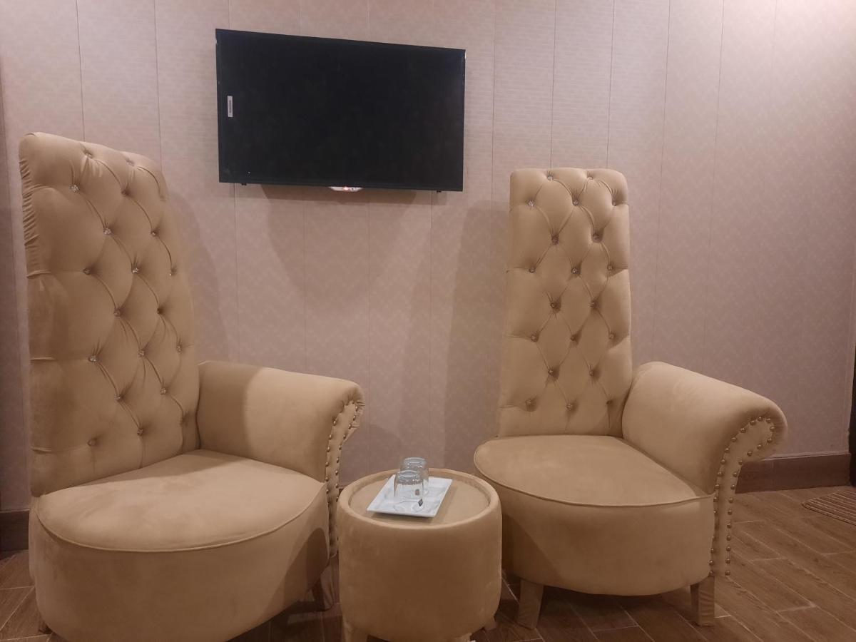 Royal Fort Executive Hotel Gulberg 라호르 외부 사진