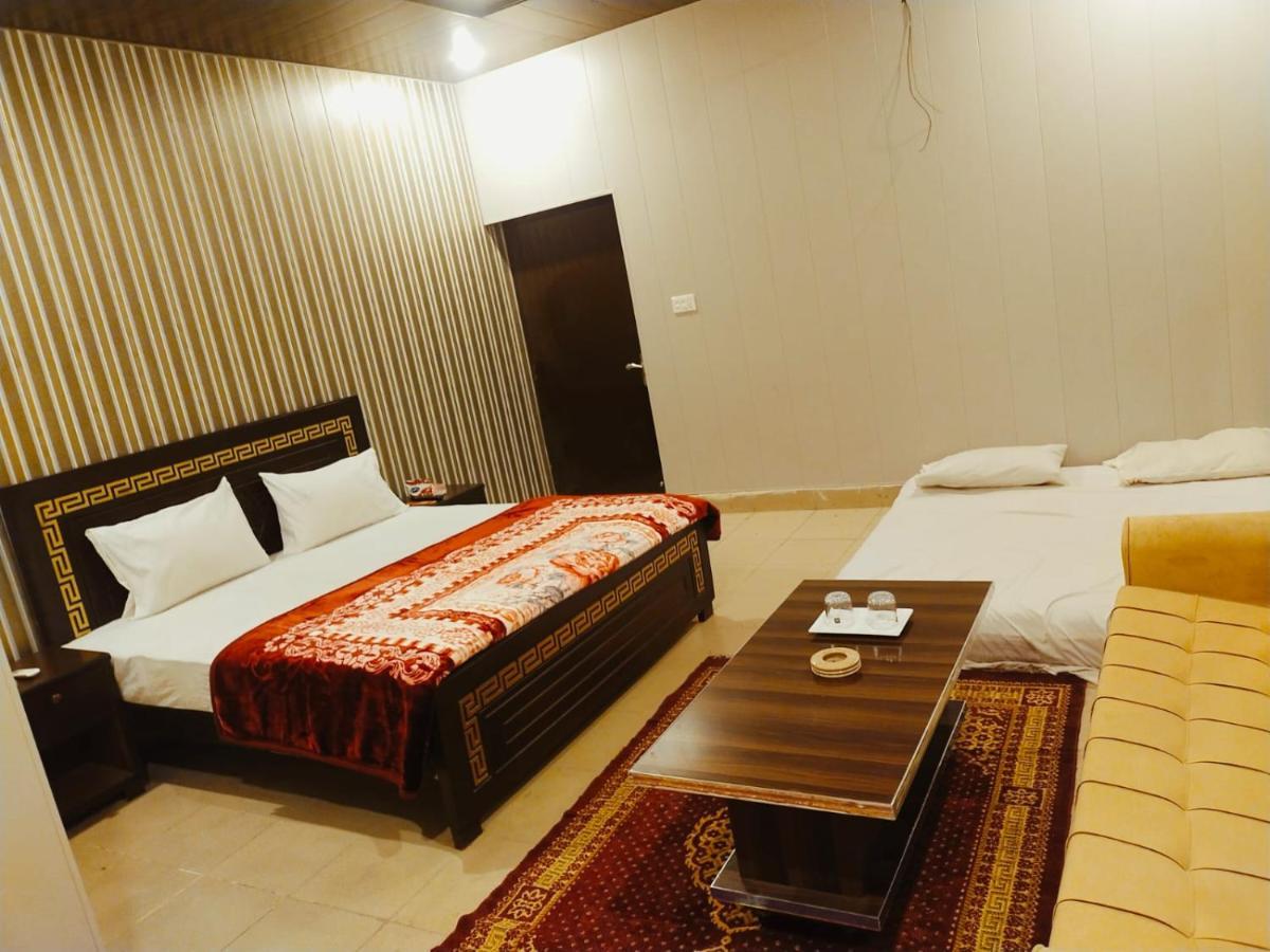 Royal Fort Executive Hotel Gulberg 라호르 외부 사진