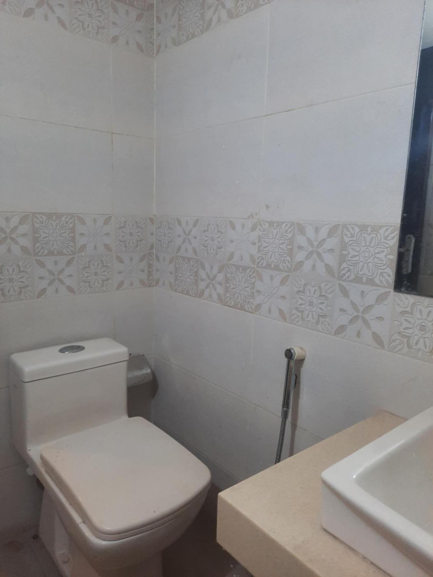 Royal Fort Executive Hotel Gulberg 라호르 객실 사진